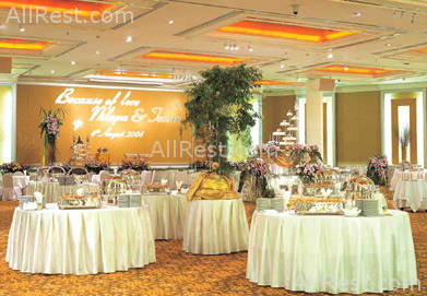 The Dusit Thani Hotel 16